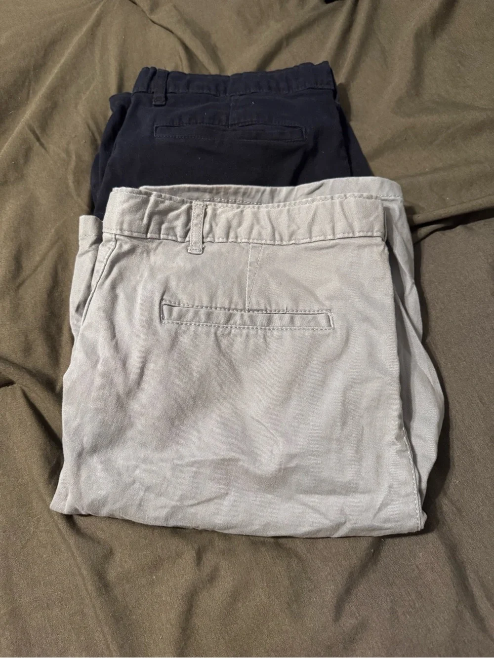Boys Children’s Place Shorts Size 18 Light Hray & Navy